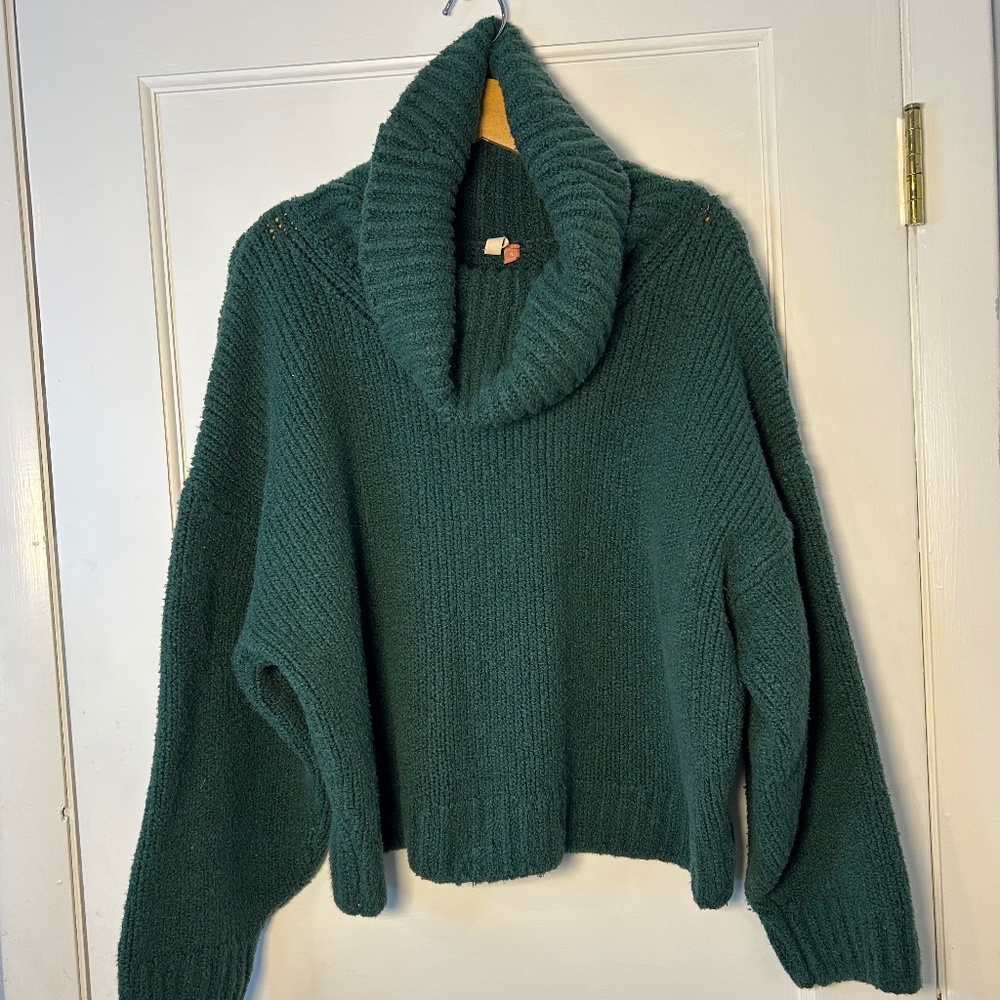 Pilcro Anthropologie chunky cowl neck knit sweater in forest green X-Large Cozy